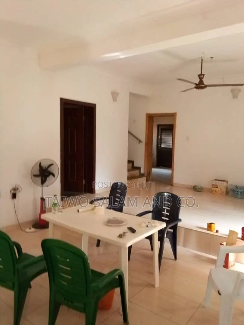 5bdrm Townhouse/Terrace in Agodi for sale in Agodi