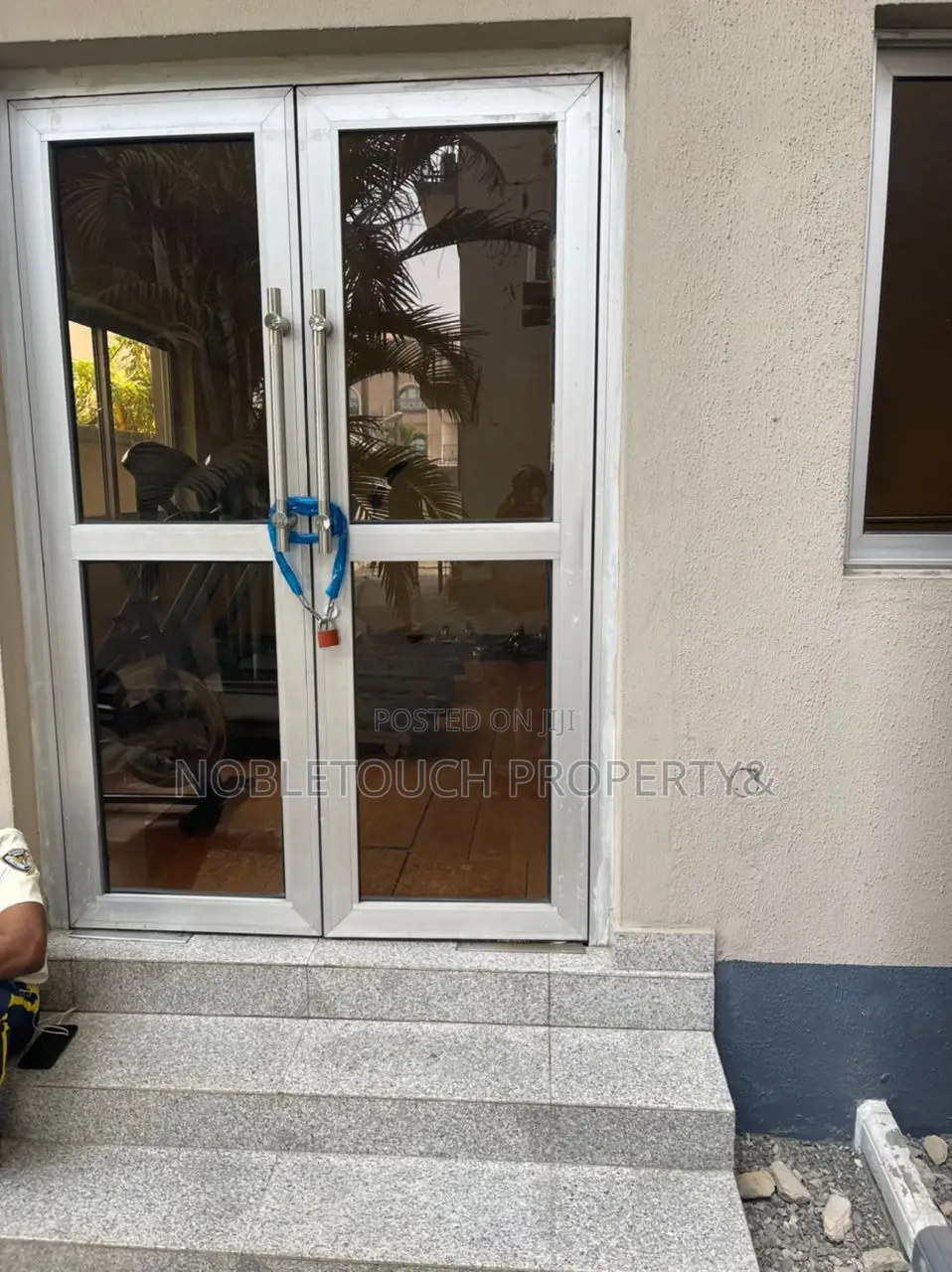3bdrm Block of Flats in Lekki Lagos for sale in Lekki