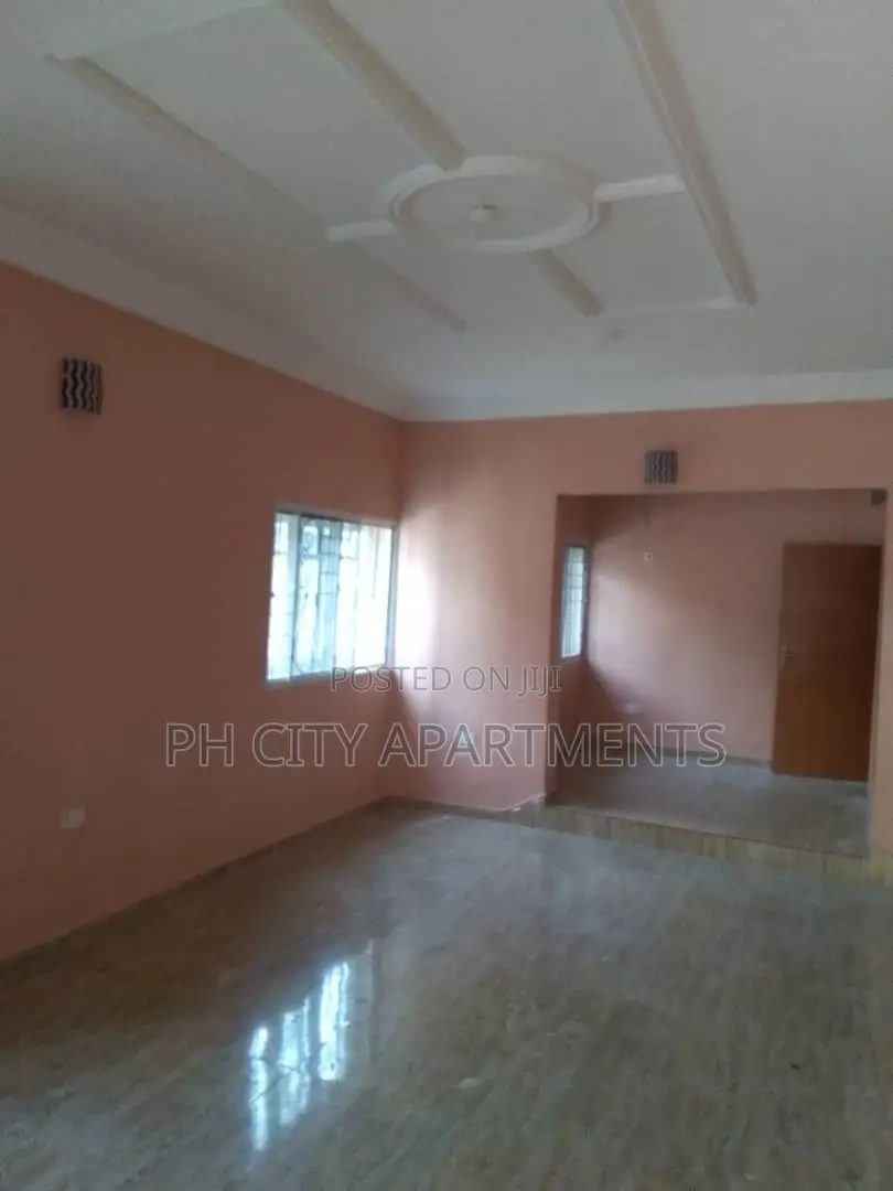 3bdrm Block of Flats in Port-Harcourt for rent in Port-Harcourt