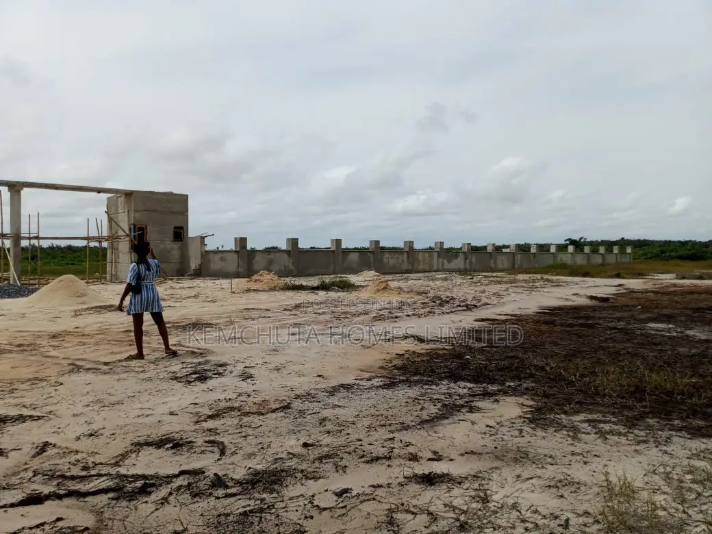 Affordable Plots for Luxurious Investments in Awoyaya