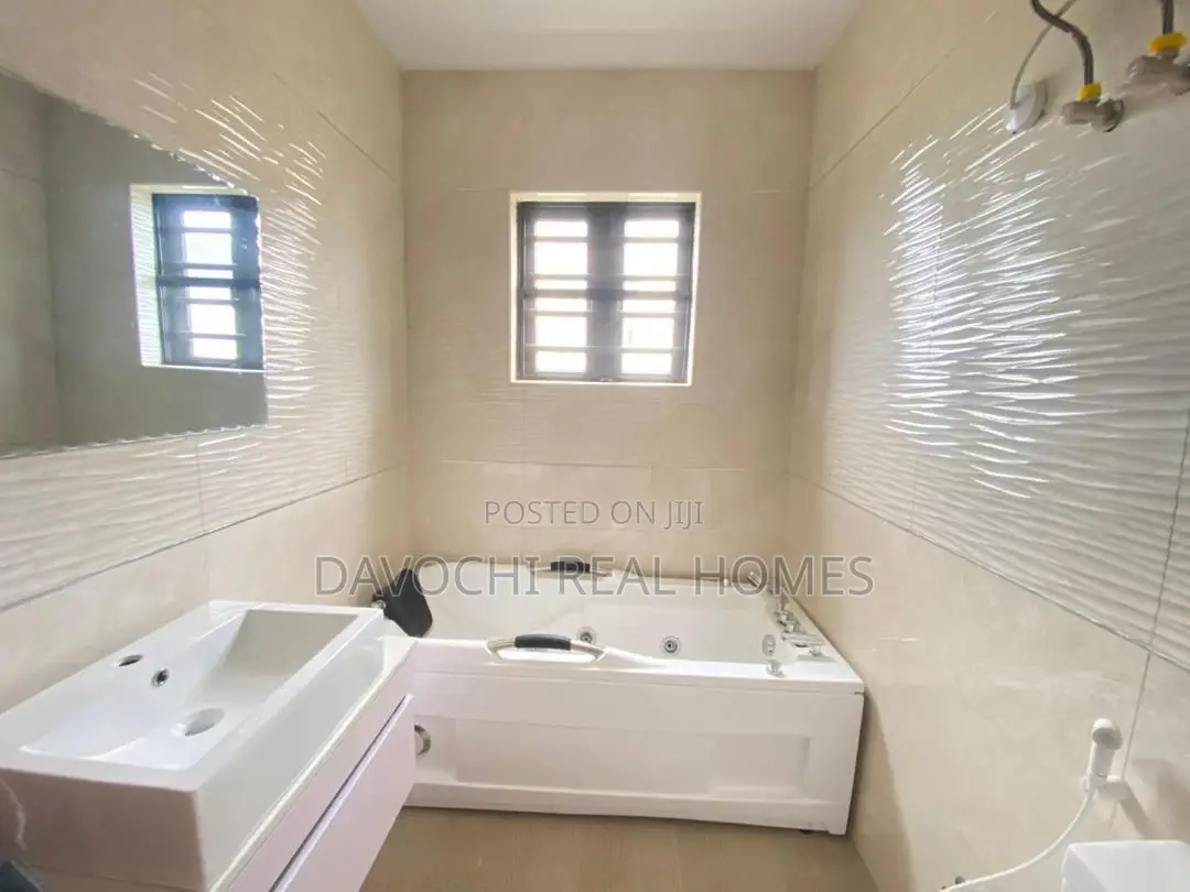 3bdrm Apartment in Oniru Estate, Victoria Island for rent in Victoria Island