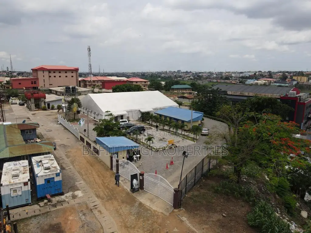 Fantastic 24000sqm Mixed Use Land Space in Ikeja for Sale in Ikeja