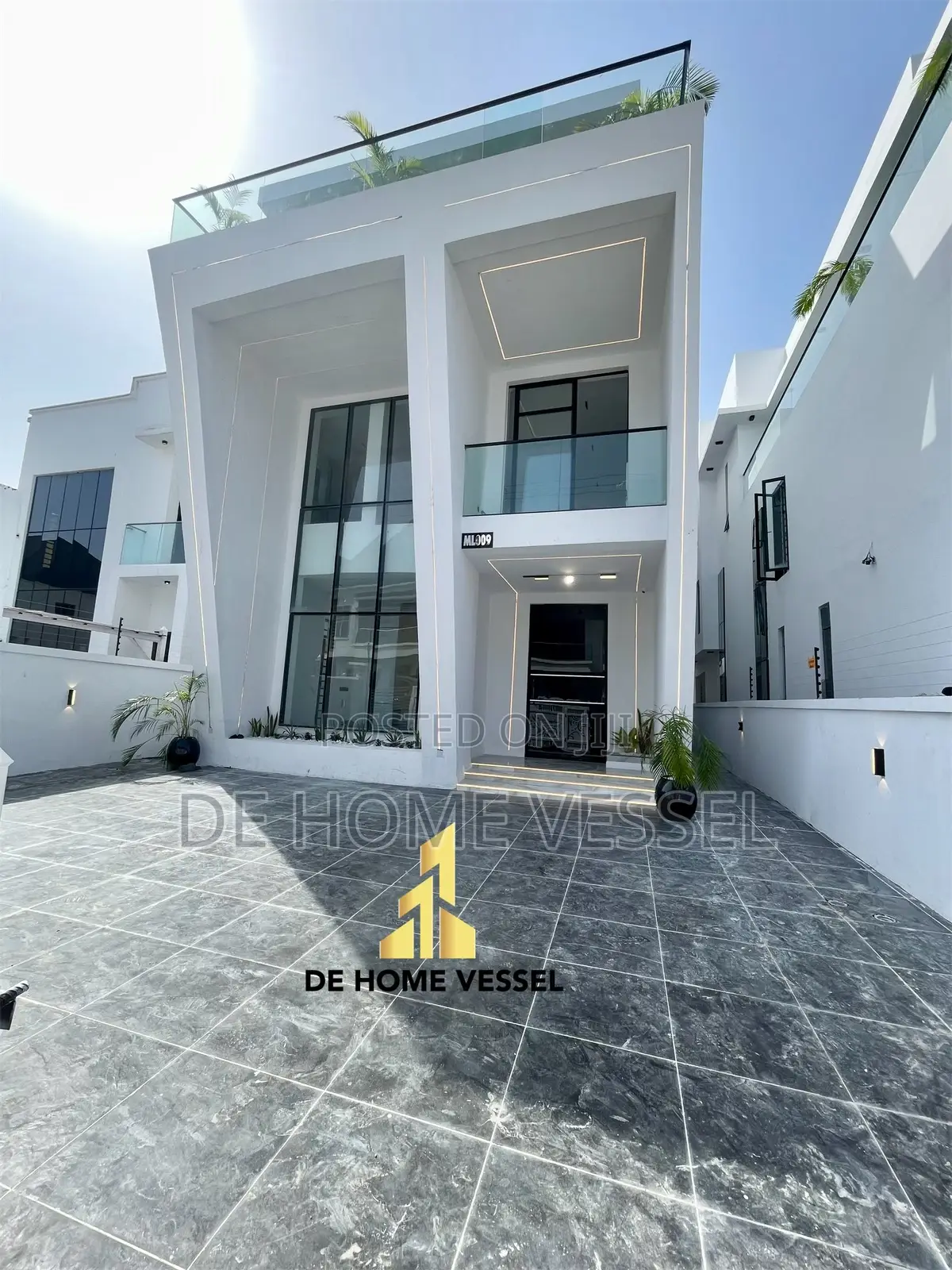 5bdrm Duplex in Lekki for sale in Lekki