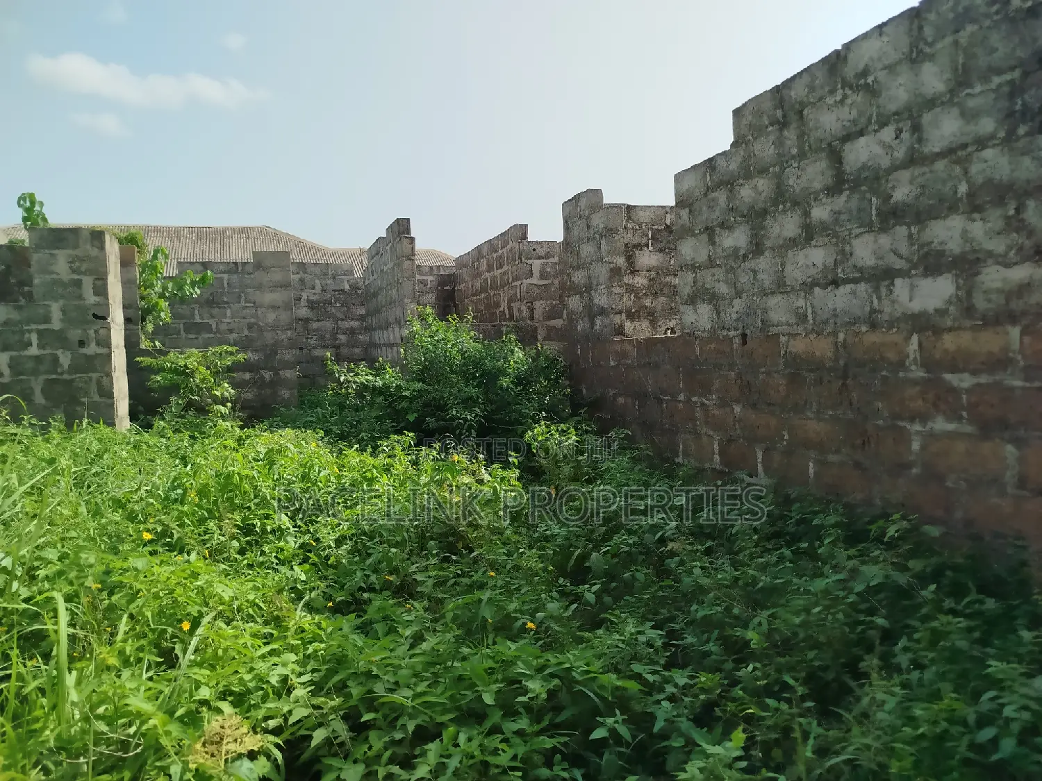 6bdrm Block of Flats in Ayobo for sale in Ayobo