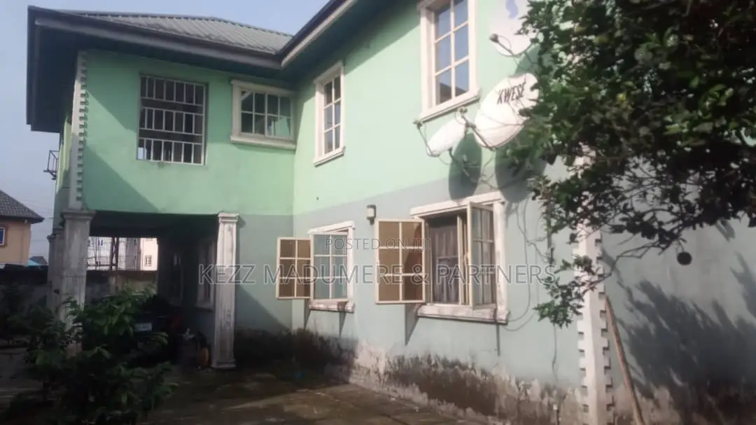 4bdrm Duplex in Sars Road , Port for sale in Port-Harcourt