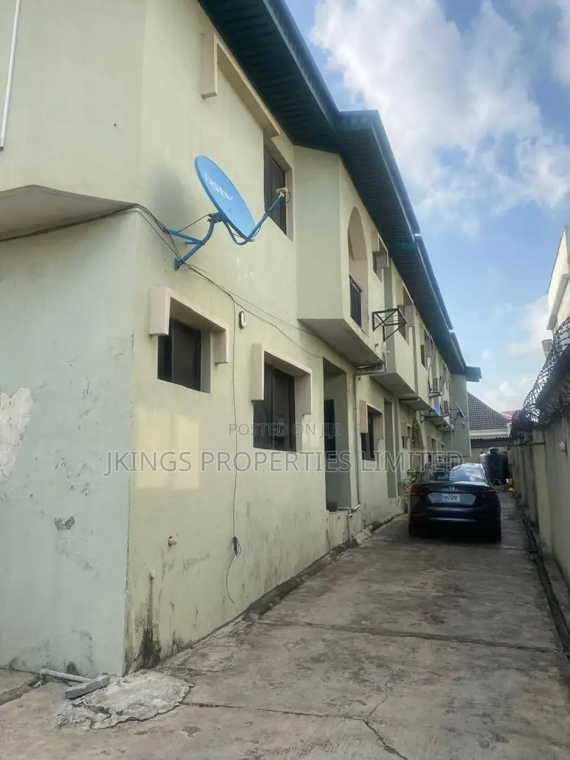 4bdrm Block of Flats in Omole Phase 1 for sale in Omole Phase 1