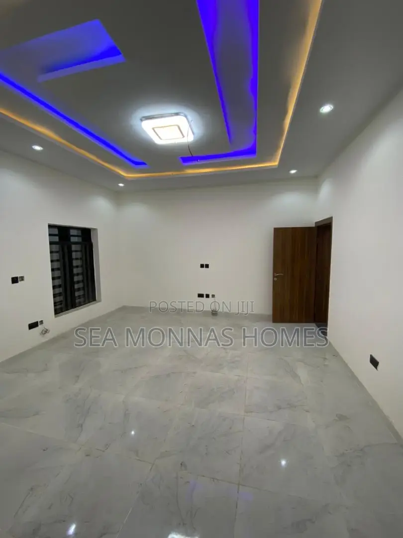 2bdrm Block of Flats in Unity Estate Badore for rent in Ajah