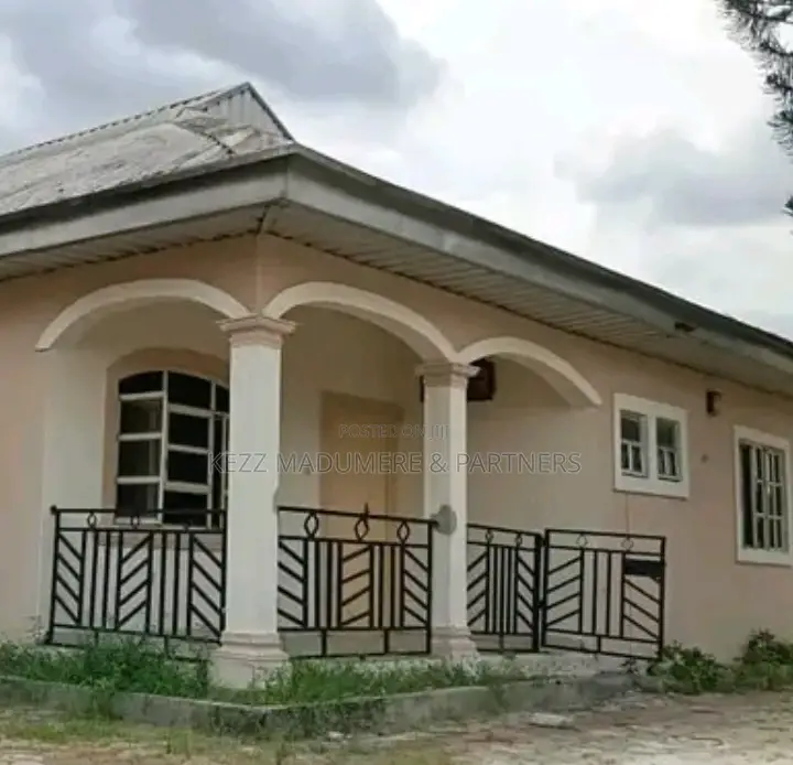 4bdrm Bungalow in Rumuodomaya , Port for sale in Port-Harcourt