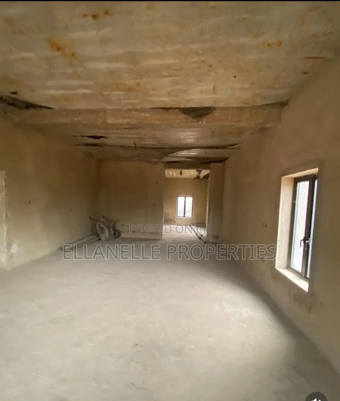 4bdrm Townhouse/Terrace in Kado for sale in Kado