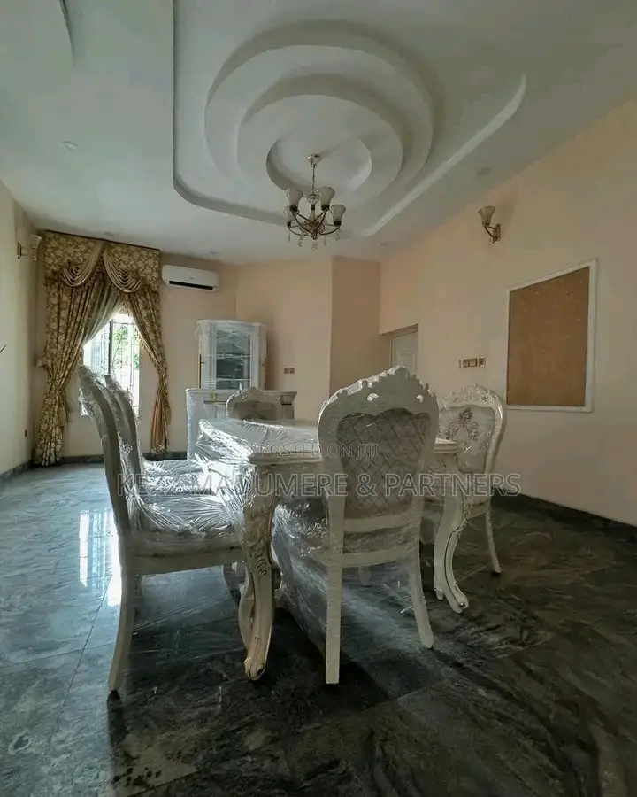 6bdrm Duplex in Shell Cooperative, Port-Harcourt for sale in Port-Harcourt