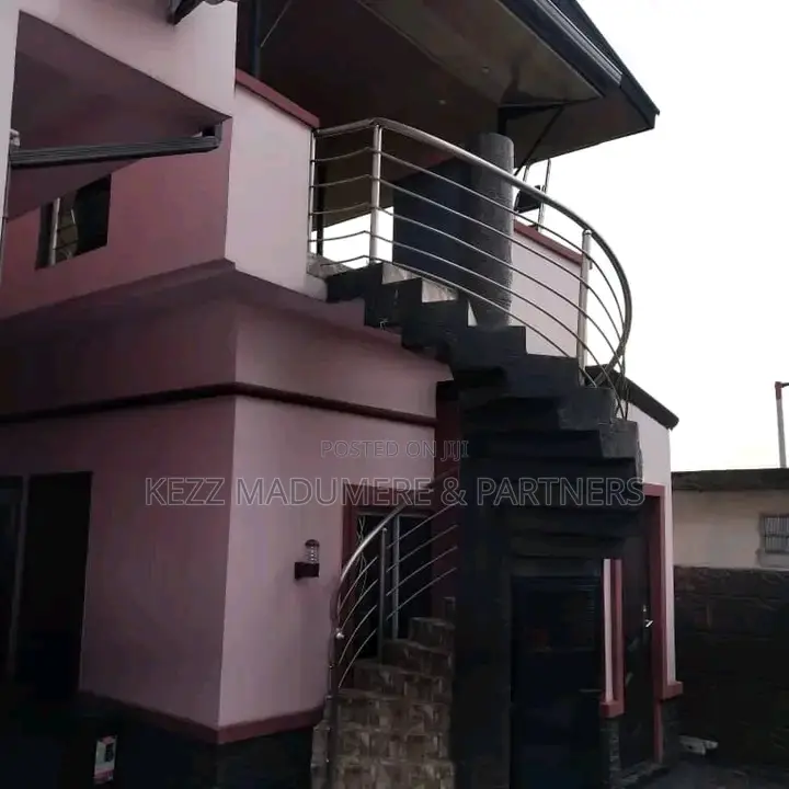 4bdrm Duplex in Golf Estate , Dr for sale in Port-Harcourt