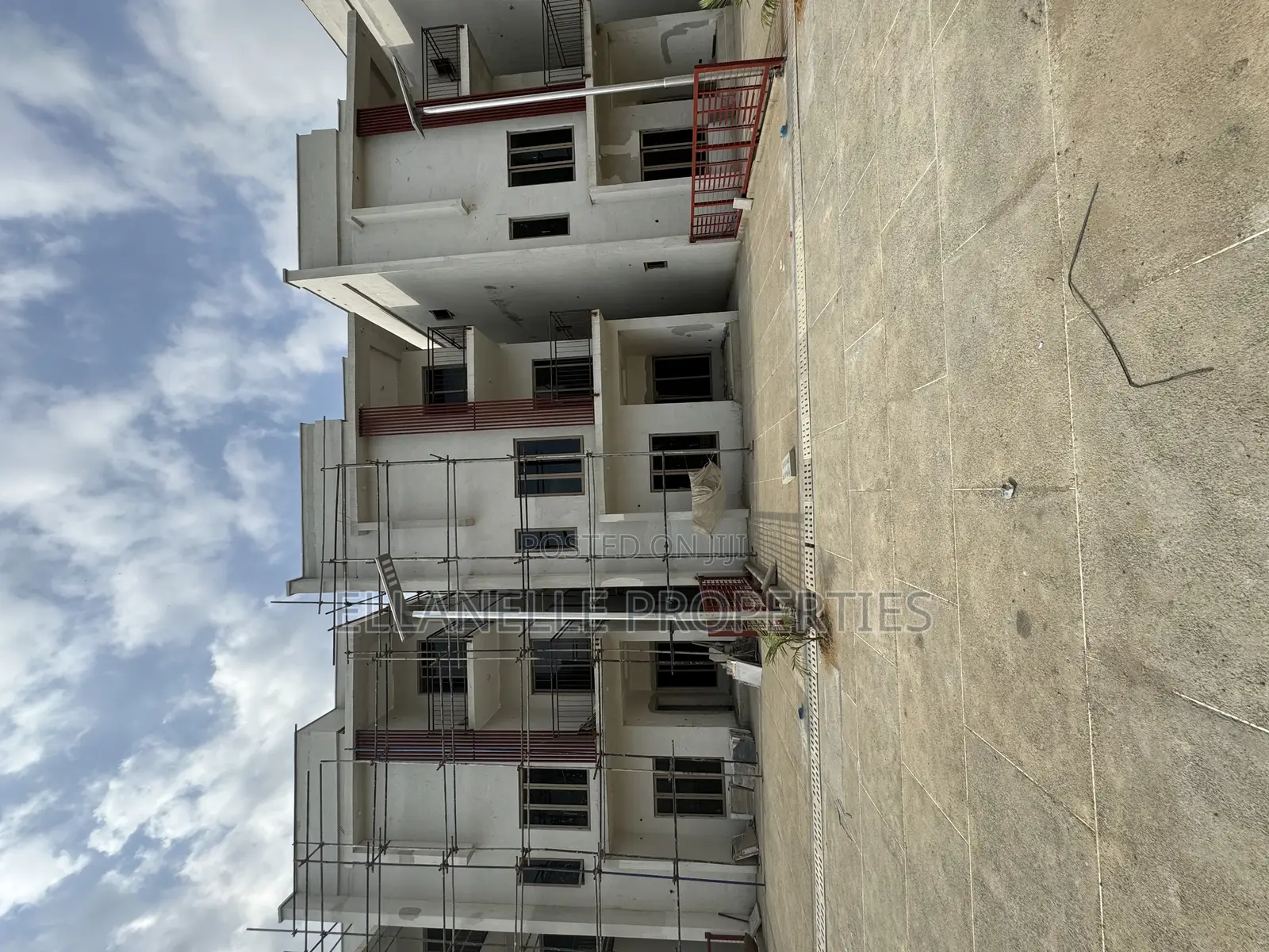 Furnished 5bdrm Townhouse/Terrace in Mabushi for sale in Mabushi