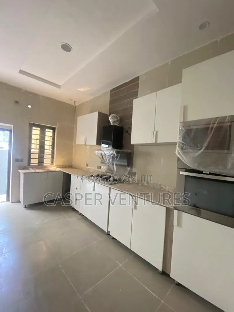 4bdrm Duplex in Vgc for rent in VGC / Ajah