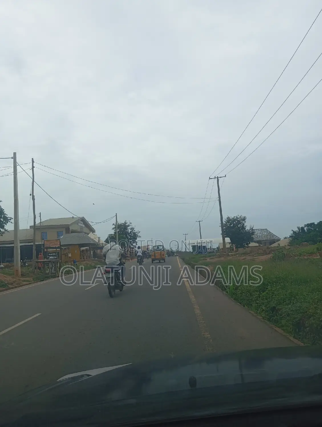 20acres of Land Direct Opposite Osogbo) Iwo Road in Osogbo