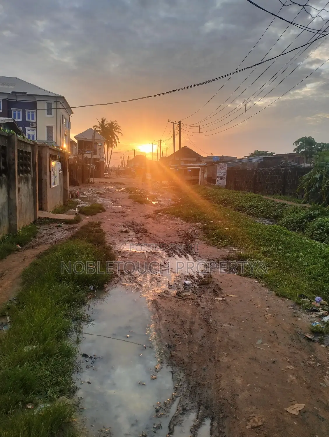 2bdrm Bungalow in Ikotun Lagos, Iseri Olofin for sale in Iseri Olofin