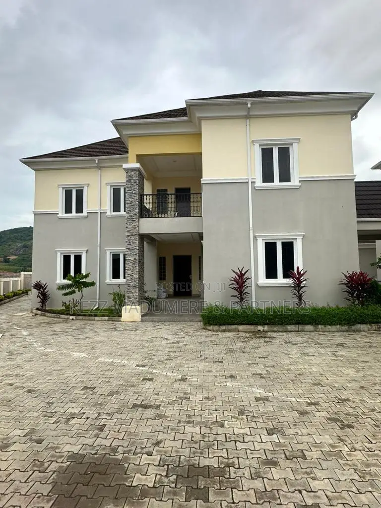 6bdrm Duplex in Katampe Extension , for sale in Katampe Extension