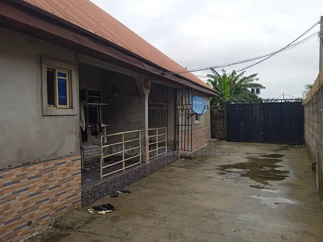 6bdrm Block of Flats in Rumuaghulu , Port, Rumuahalu for sale in Rumuahalu