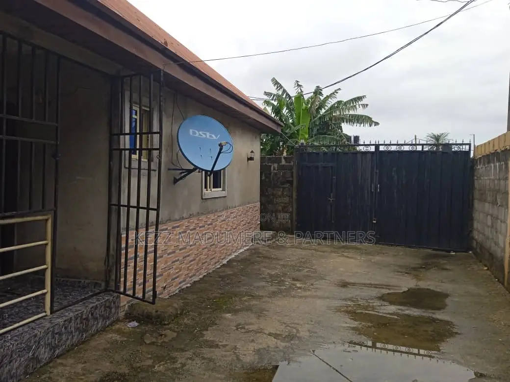 6bdrm Block of Flats in Rumuaghulu , Port, Rumuahalu for sale in Rumuahalu