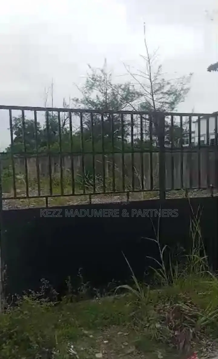 For Sale : 3 Plots at Old Gra , Port Harcourt in Port-Harcourt