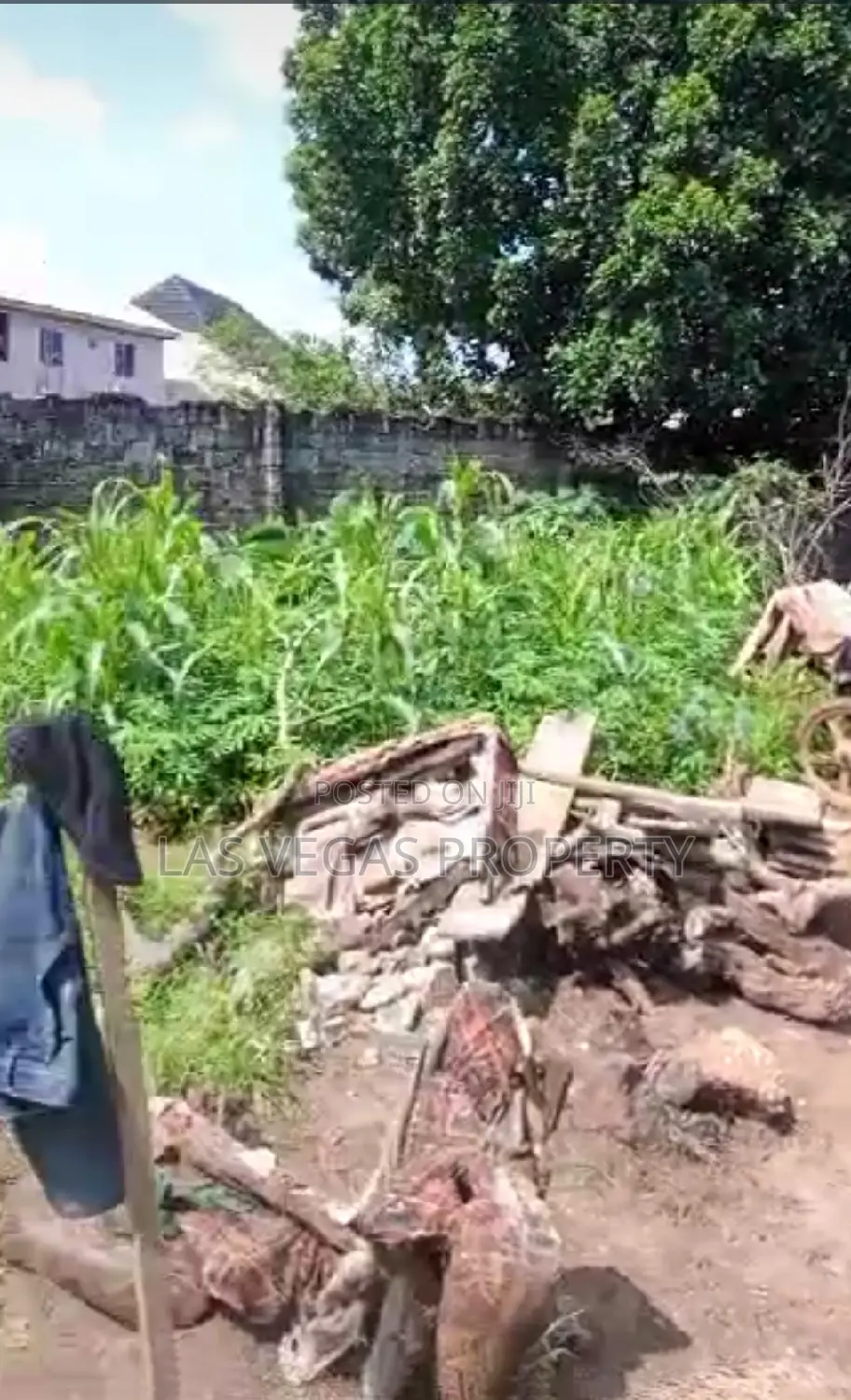Over 800sqmts With Two Uncompleted Buildings at AREA V. in Owerri