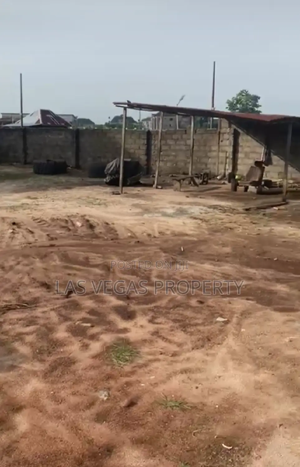 1000sqm Available for Sale Along Ph Road Fenced and Gated in Owerri