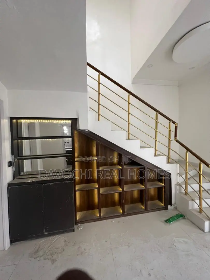 4bdrm Duplex in Chevron Drive, Lekki for rent in Lekki