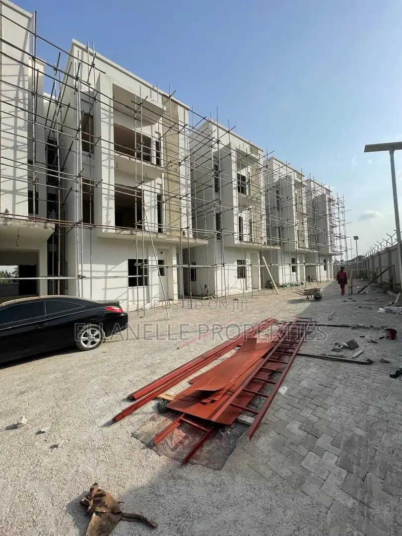 Furnished 4bdrm Townhouse/Terrace in Katampe Extension for sale in Katampe Extension