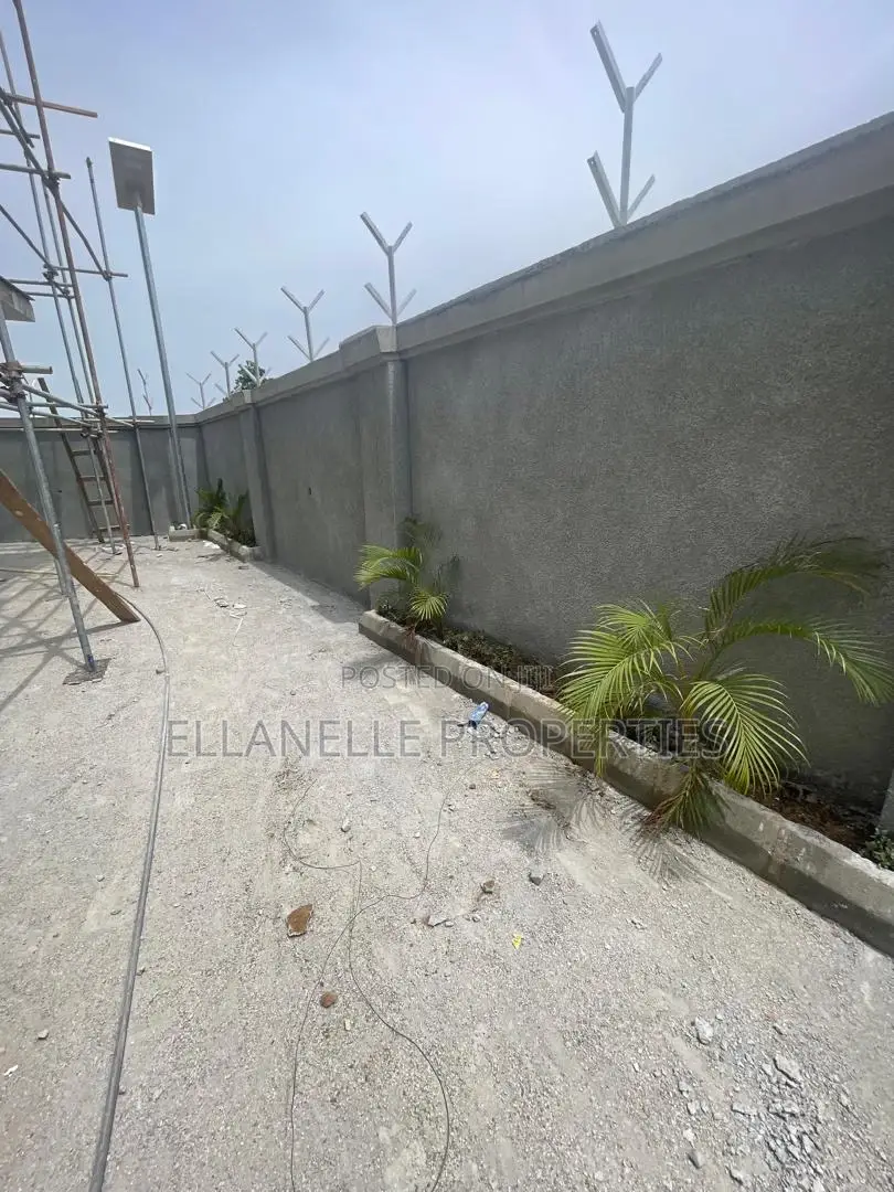 Furnished 4bdrm Townhouse/Terrace in Katampe Extension for sale in Katampe Extension