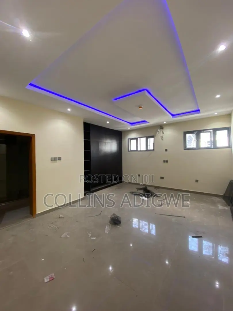 5bdrm Duplex in Banana Island Ikoyi for rent in Banana Island