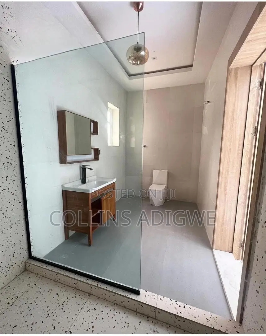 3bdrm Apartment in Victoria Island for sale in Victoria Island