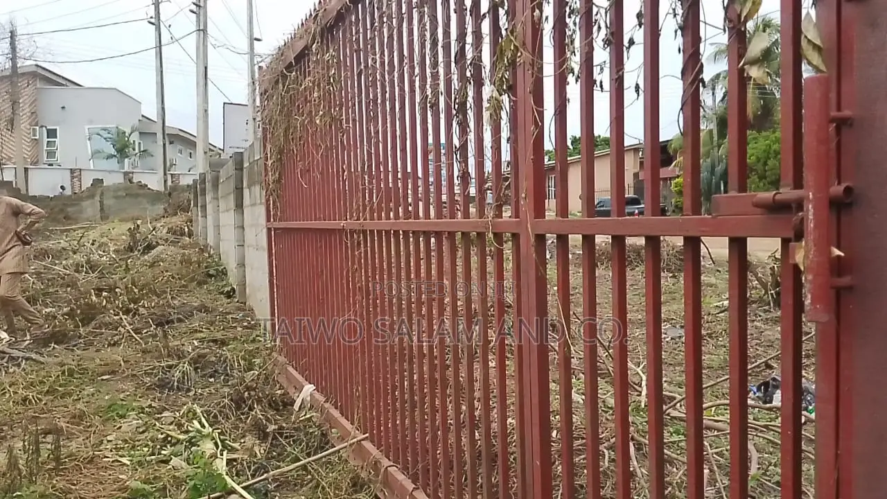 3 Plots Commercial Land Oluyole Area Ibadan in Oluyole Estate
