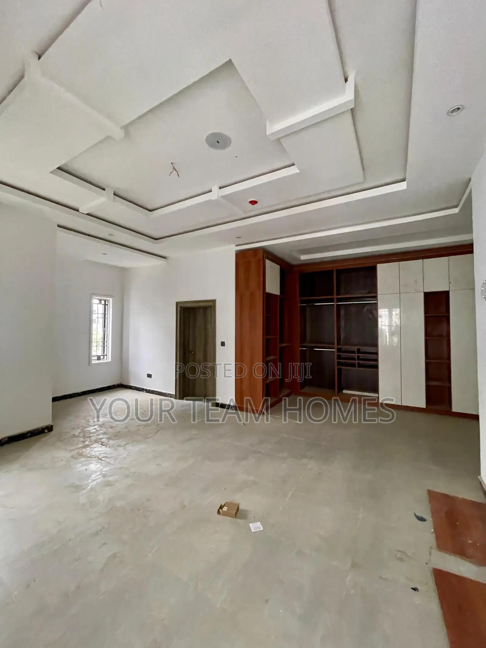 8bdrm Mansion in Guzape for sale in Guzape District