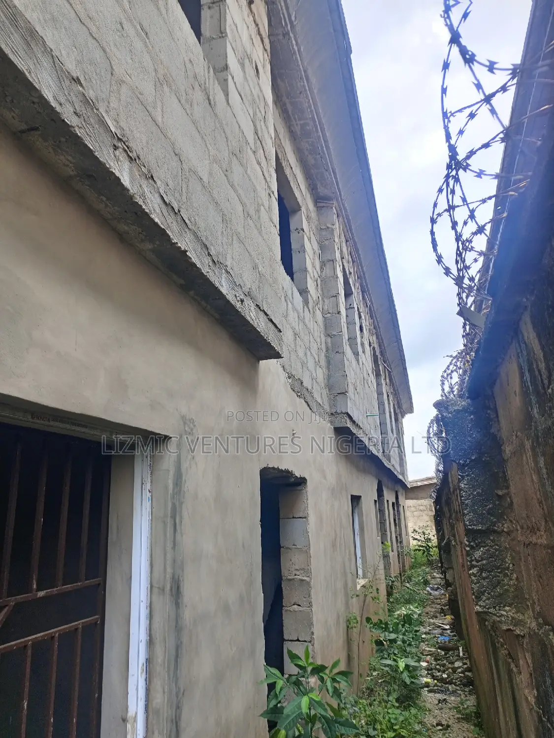 2bdrm House in Agric/Modina, Igando / Ikotun/Igando for sale in Igando / Ikotun/Igando