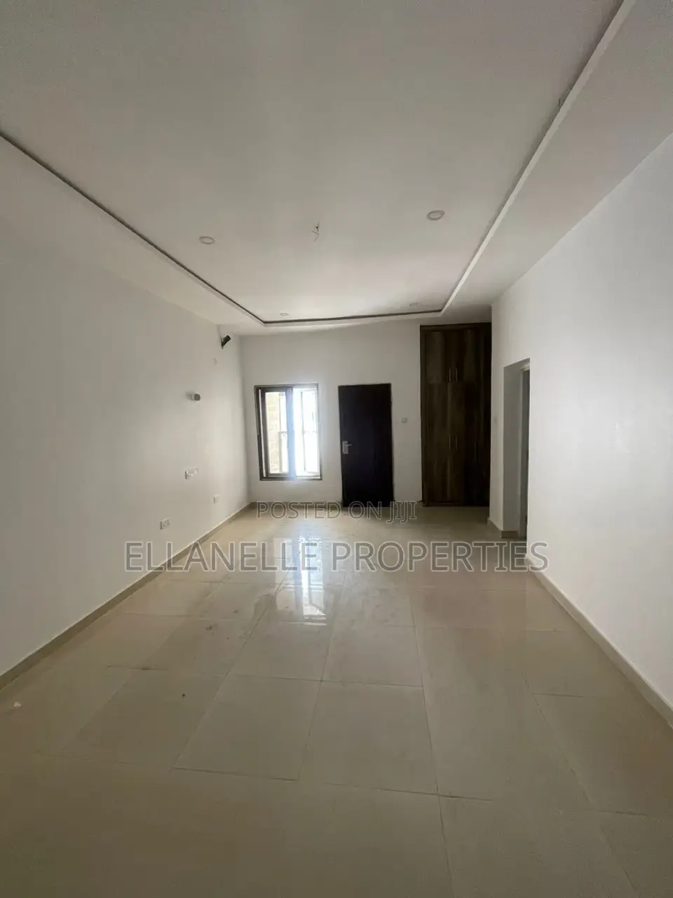 Furnished 5bdrm Townhouse/Terrace in Jahi for sale in Jahi