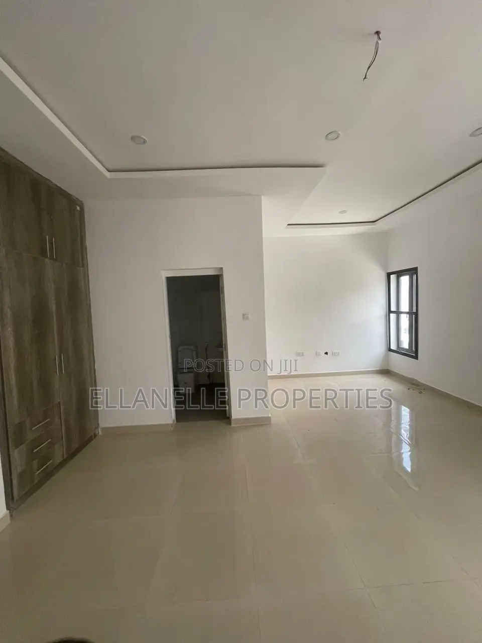 Furnished 5bdrm Townhouse/Terrace in Jahi for sale in Jahi