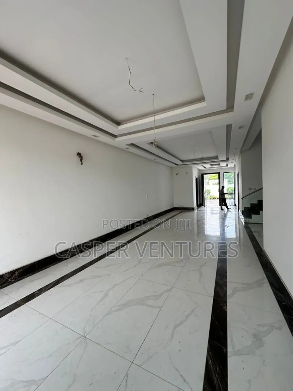 6bdrm Duplex in Banana Island for sale in Banana Island