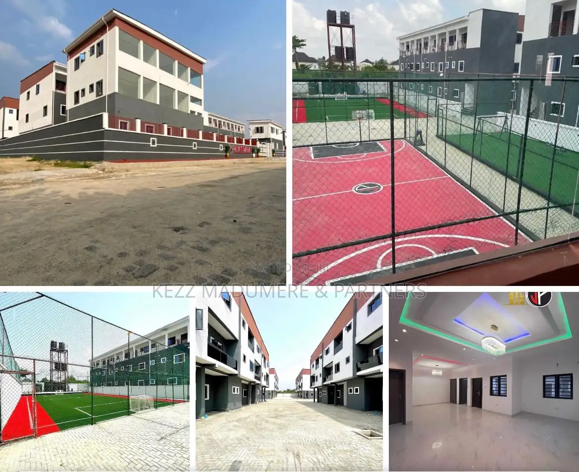 20bdrm Villa in Sangotedo , Lekki , for sale in Lekki