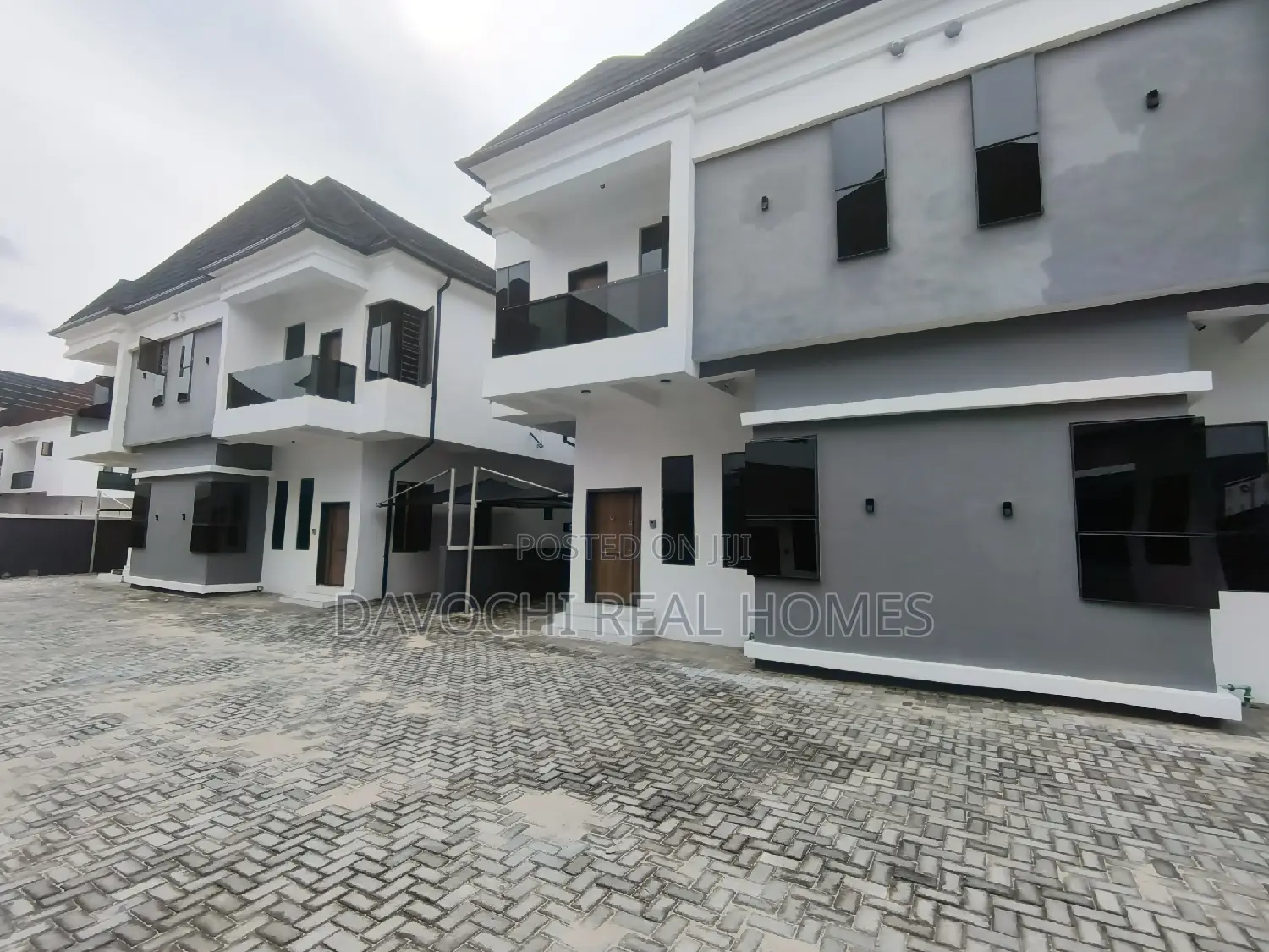 4bdrm Duplex in Ikota, Lekki for rent in Lekki
