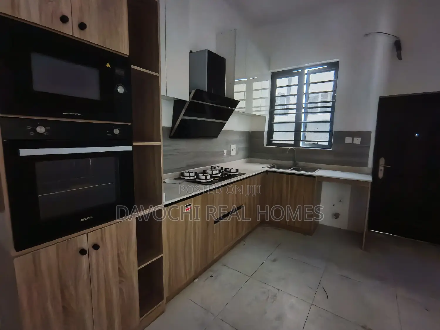 4bdrm Duplex in Ikota, Lekki for rent in Lekki