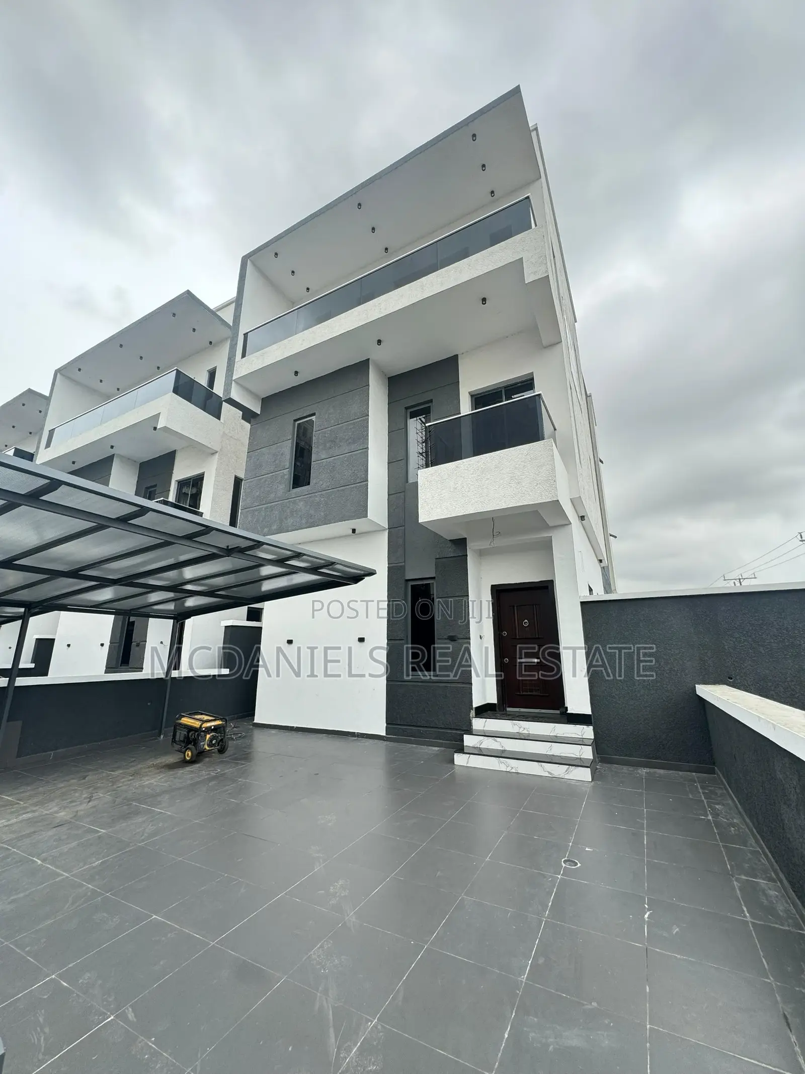 5bdrm Apartment in Ikate for sale in Ikate