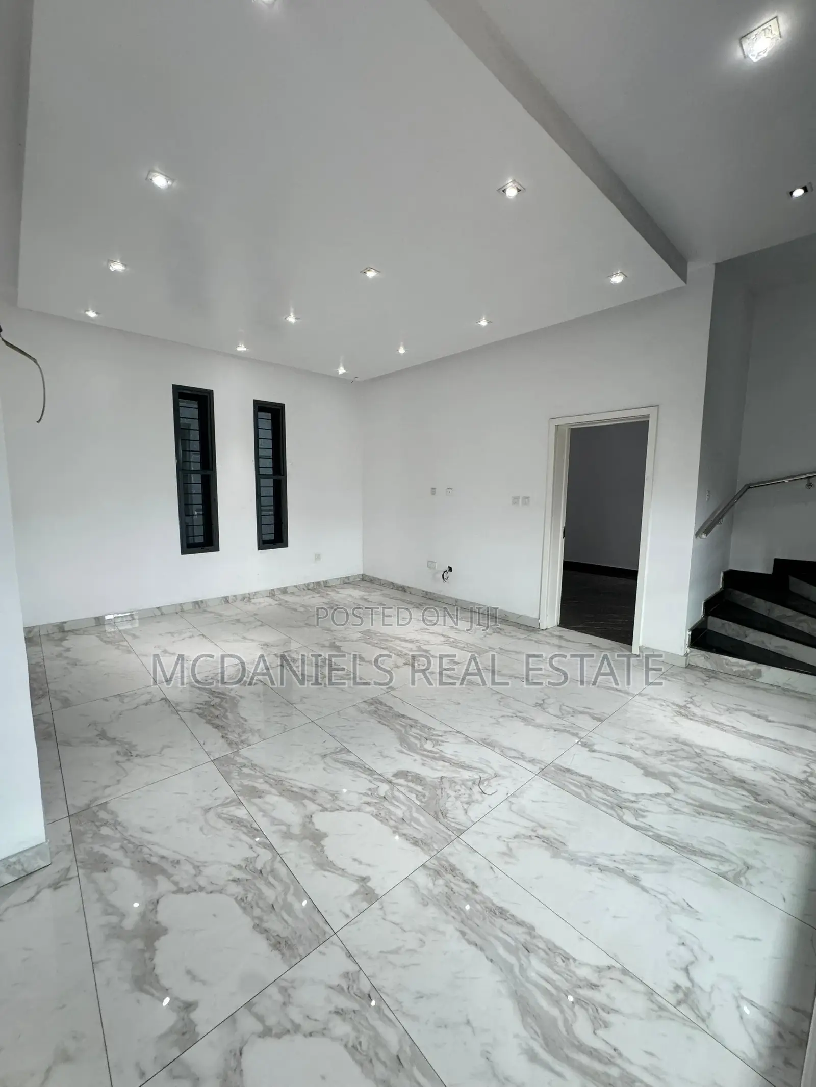5bdrm Apartment in Ikate for sale in Ikate