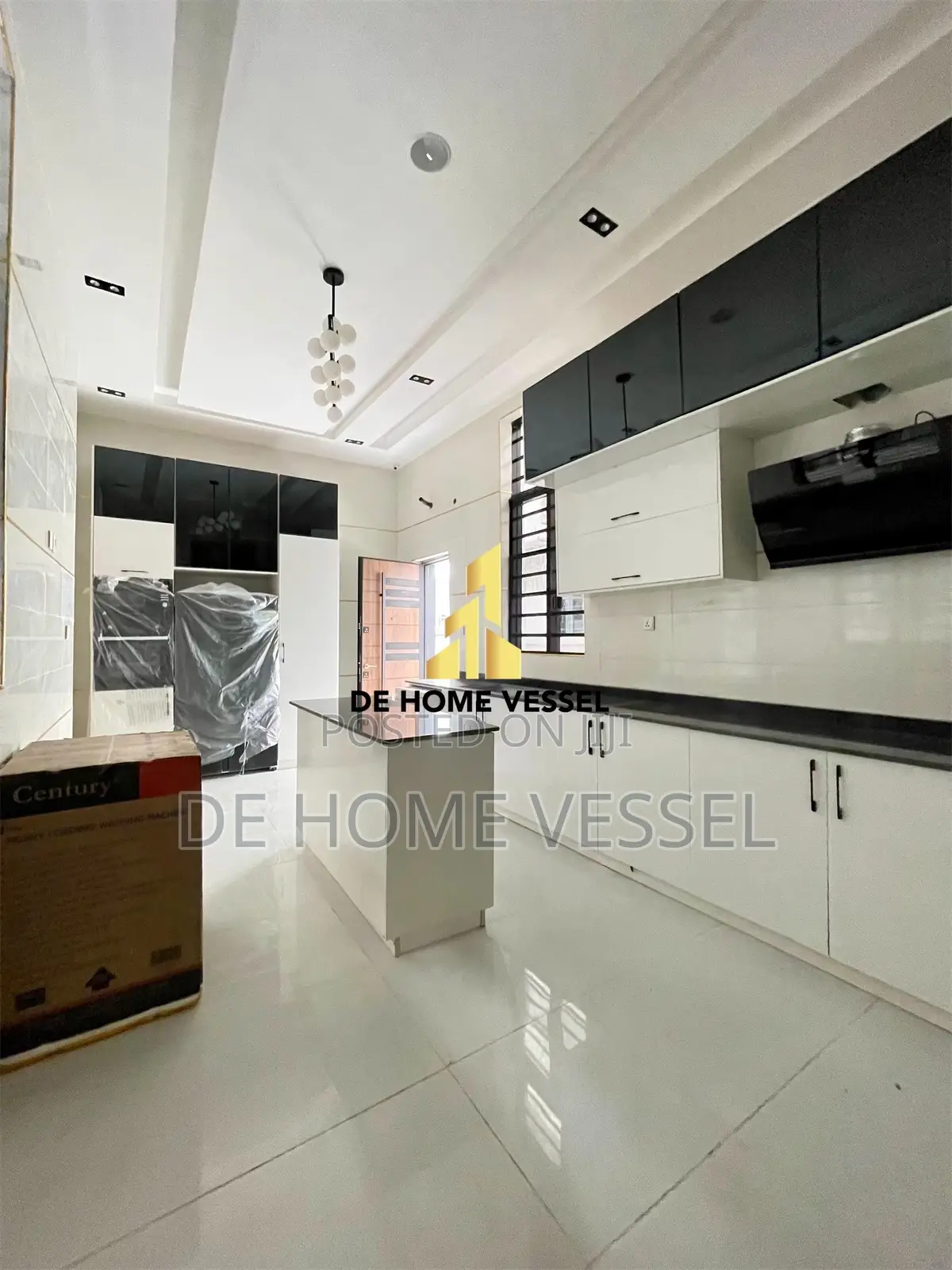 5bdrm Duplex in Lekki for sale in Lekki