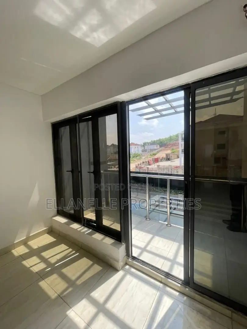 Furnished 4bdrmtownhouse/Terrace in Guzape District for Sale in Guzape District