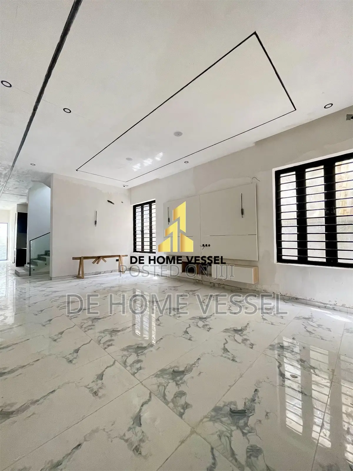 5bdrm Duplex in Ologolo for sale in Ologolo