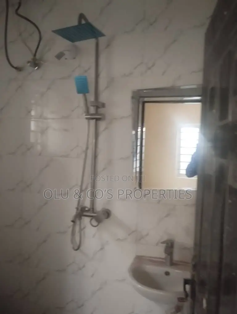 4bdrm Duplex in Palm Height Estate, Lugbe District for rent in Lugbe District
