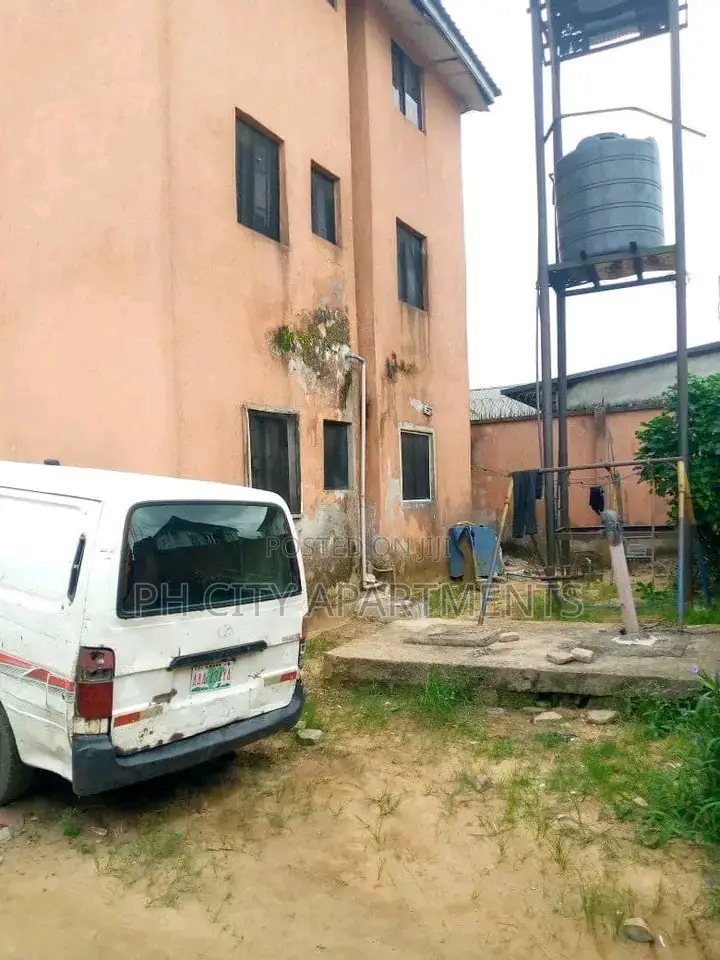 2bdrm Block of Flats in Port-Harcourt for sale in Port-Harcourt