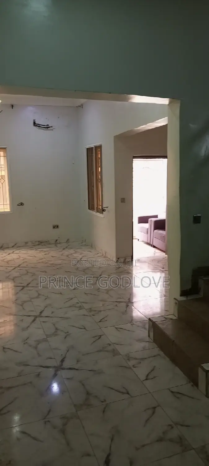 3bdrm Townhouse / Terrace in Dawaki for rent in Dawaki