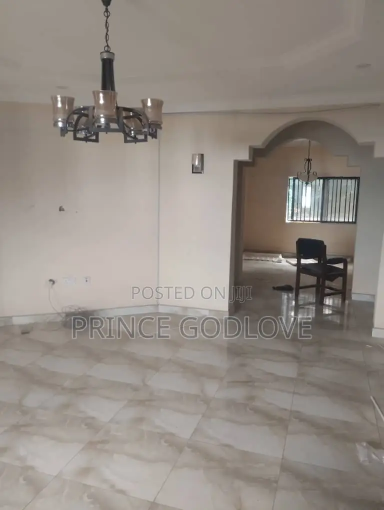 3bdrm Townhouse / Terrace in Dawaki for rent in Dawaki
