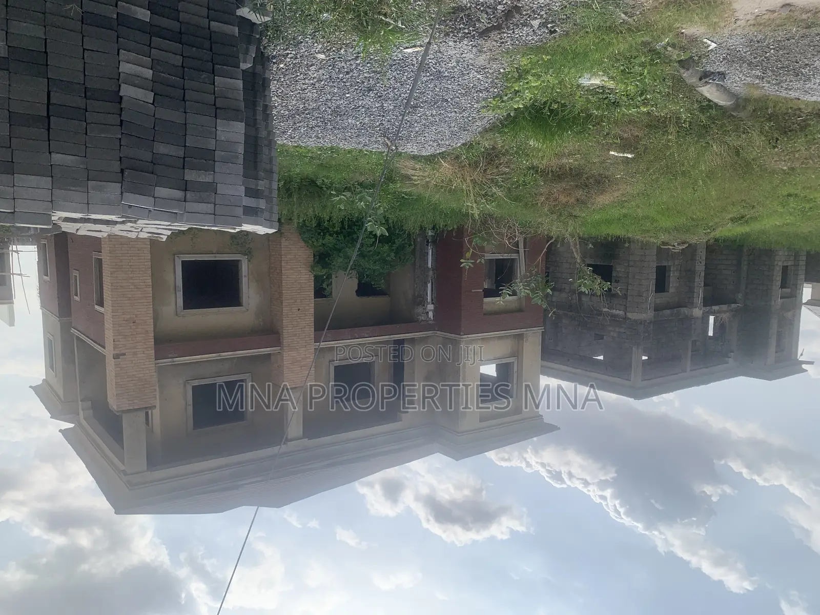 5bdrm Duplex in Queens Park 3 Estate, Lugbe District for sale in Lugbe District