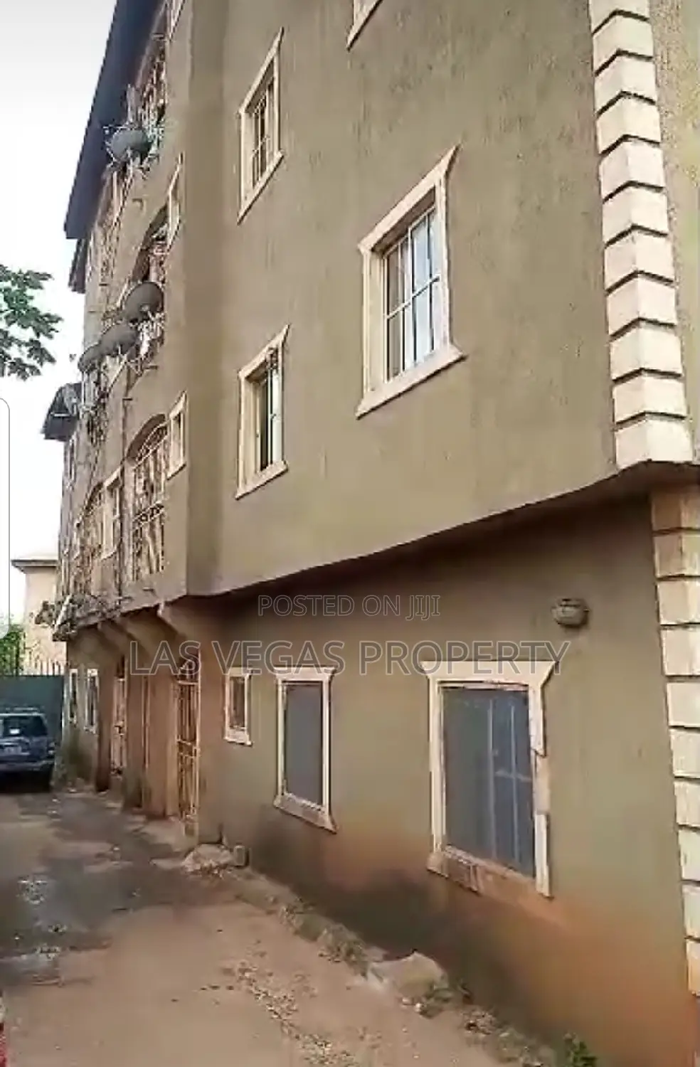 Furnished 3bdrm Block of Flats in Owerri for sale in Owerri